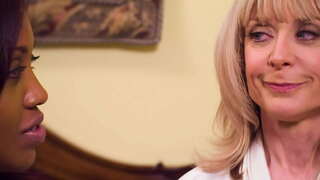 האגדית, כוכבת פורנו lesbovideo