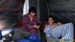 Busty cougar pounded गरेर छोटो मान्छे मा तिनै सम्म cumshot