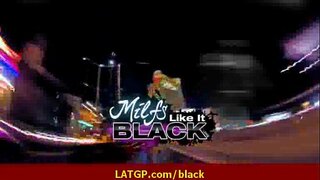 ���ານຮ້ສີ້ຂັບເຄື່ອນໃຫຍ່ສີດໍາມແລ່ນ ໓໘