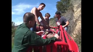 Келли көллият наслаждаться оло ҡара Старра аҙға шлюшка менән, ул ҡасан уның әҙәпһеҙ егет бөтә дүрт тыкать дырка чертов