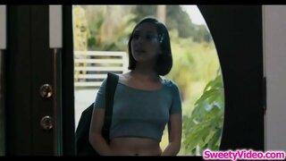 Mát-xa thủ dâm với cô ấy đồng phục