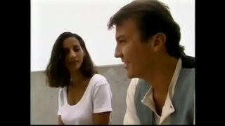 ���ን የታዘዘ ላይ pussy ቅድሚያ ያላቸው ወጣት ወንድ